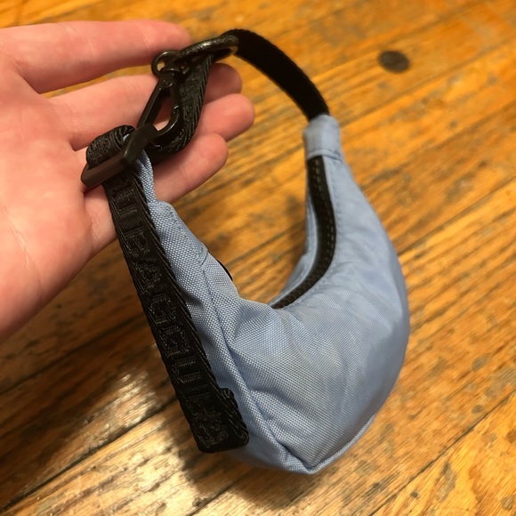 Mini Baggu Purse Charm - Picture 6 of 6